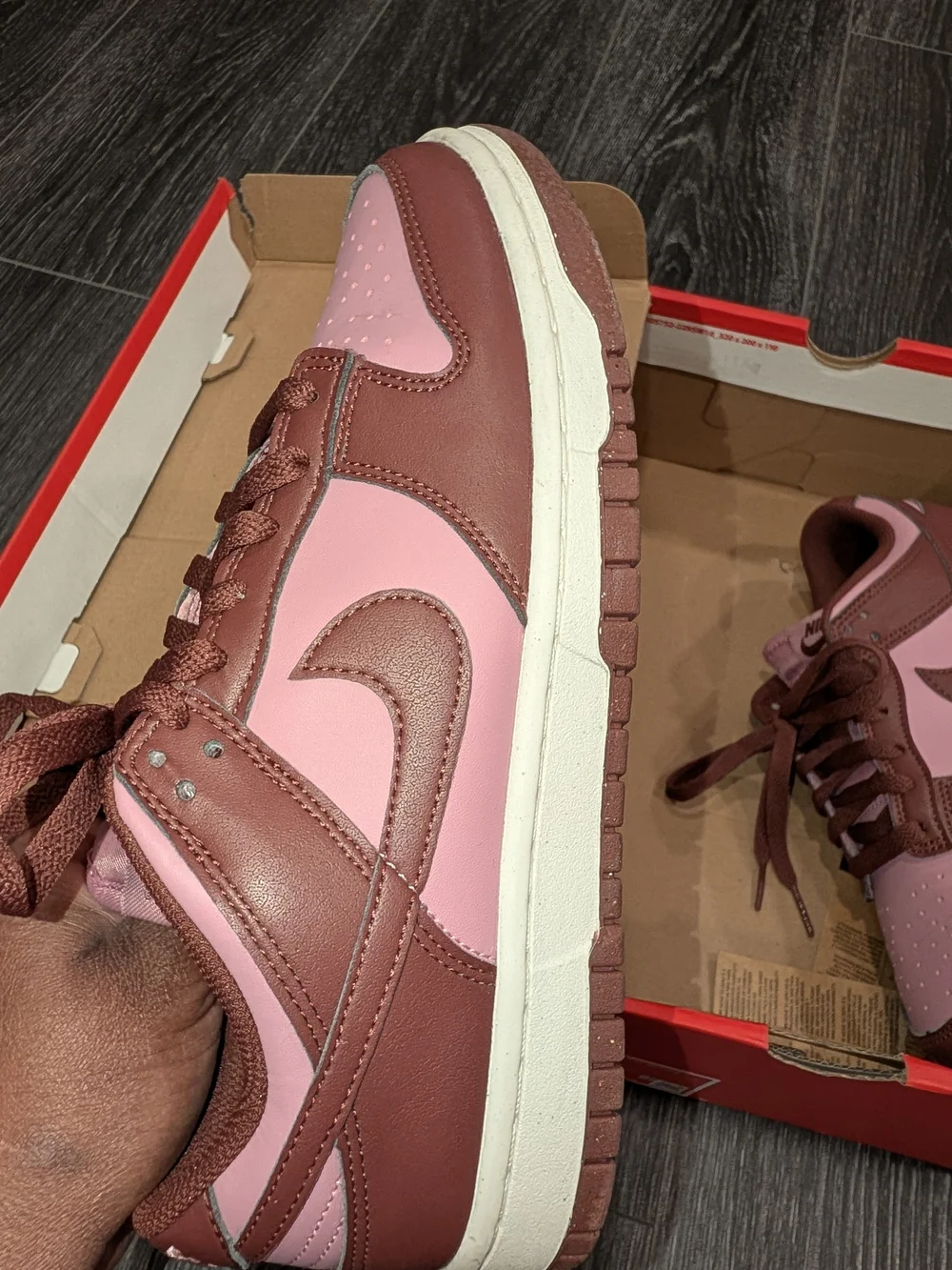 Nike classic low